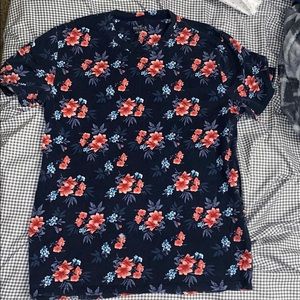 Hollister shirt